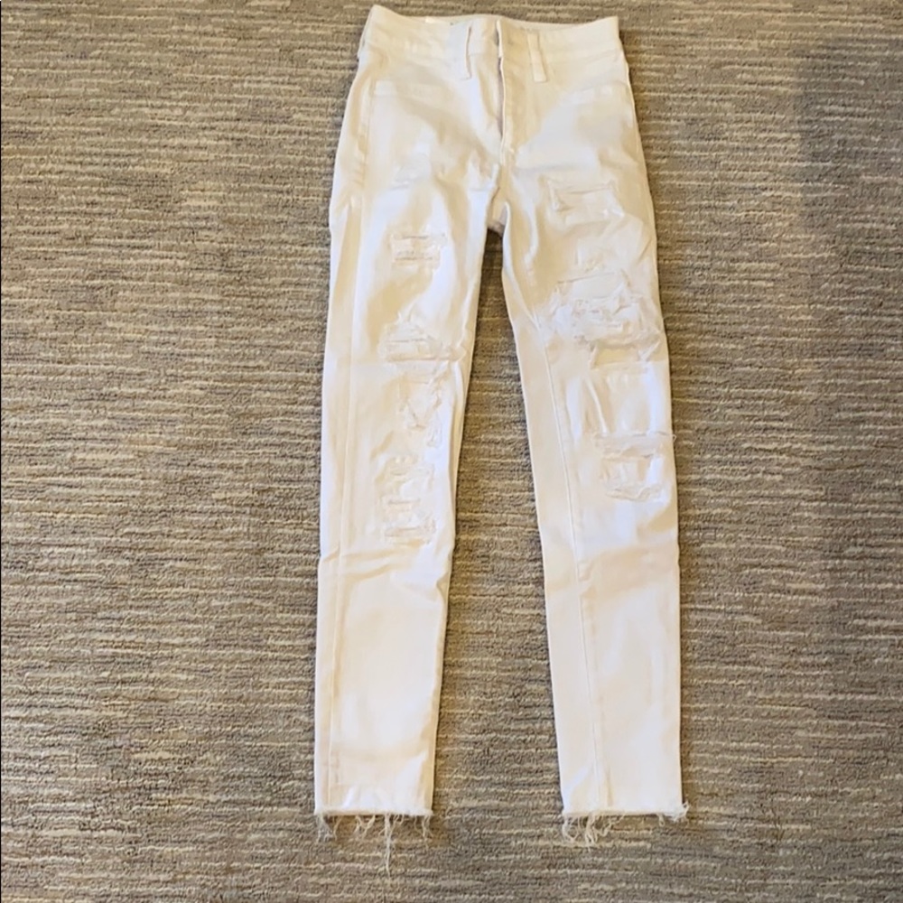 American eagle white ripped jeans